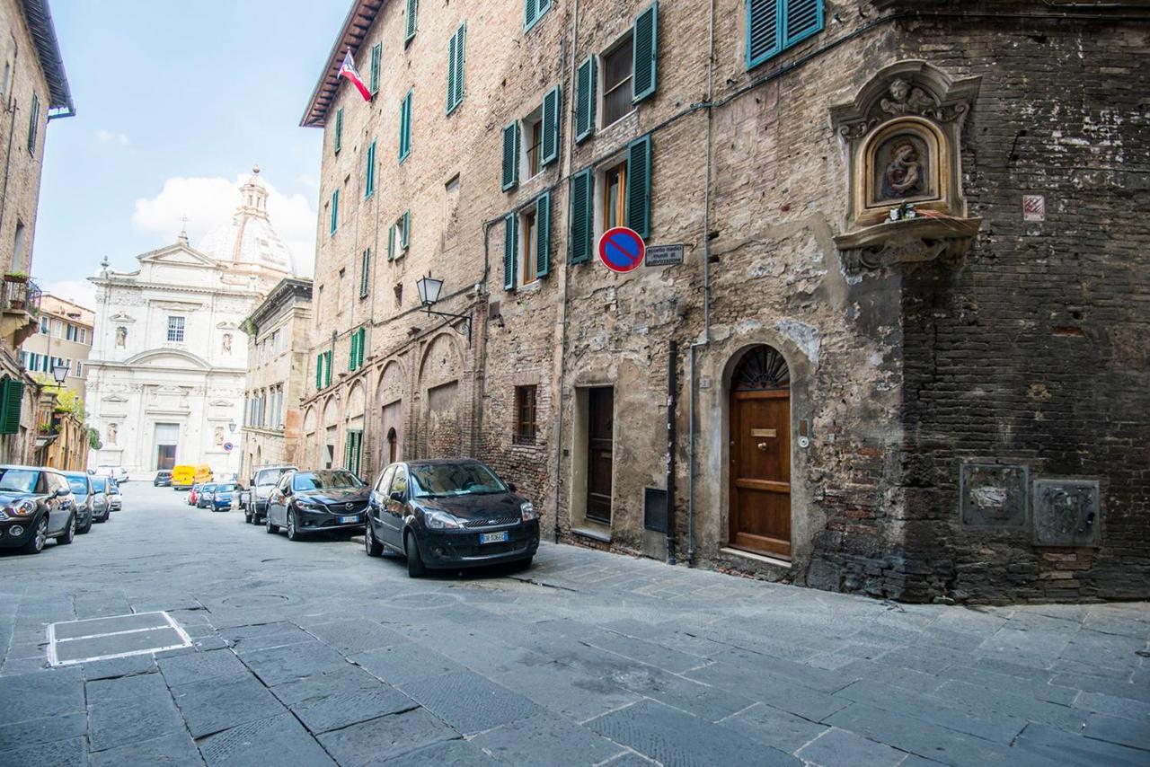 Ladyhouse Appartamento Tipico Con 4 Posti Letto Сиена Экстерьер фото
