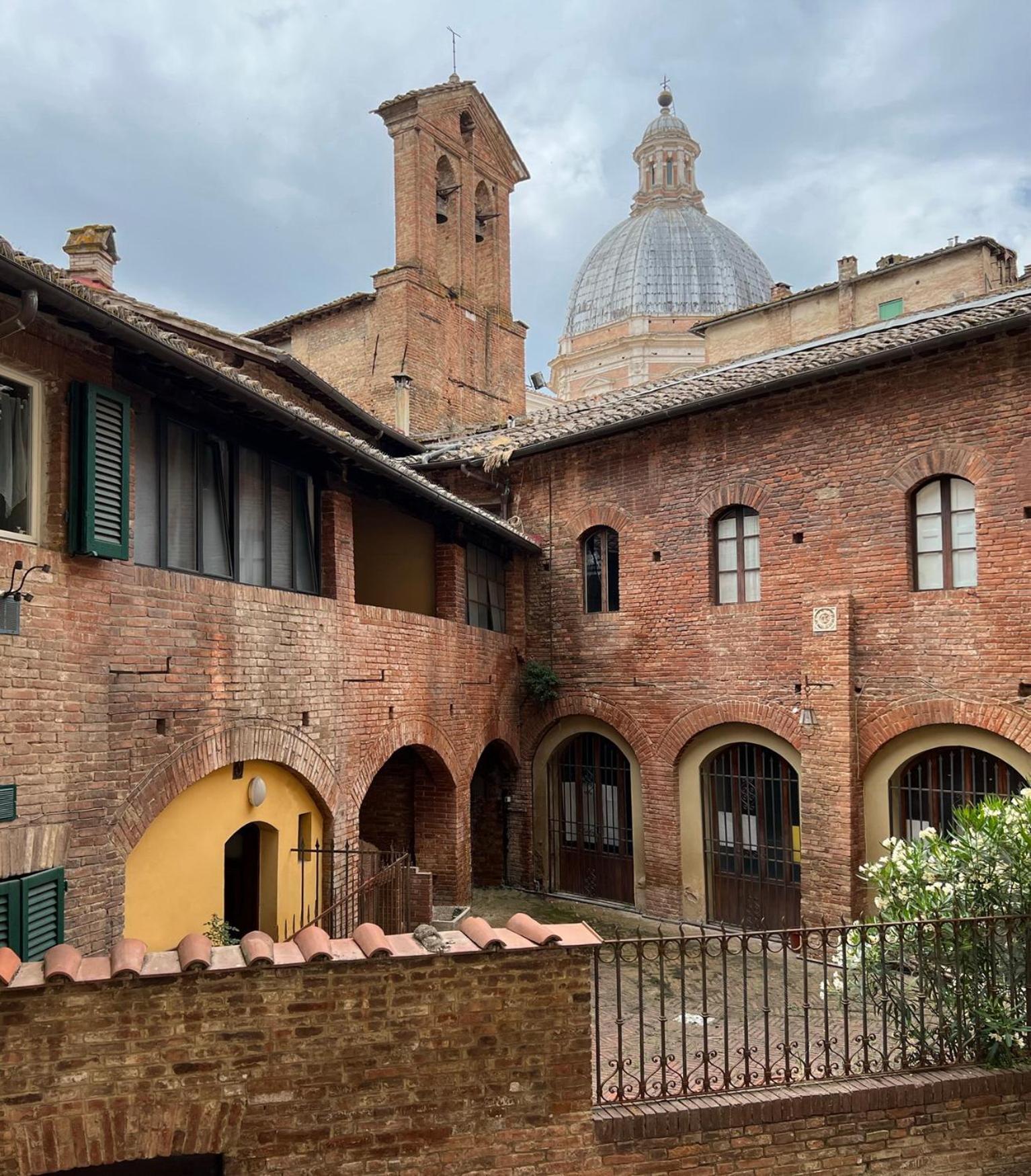 Ladyhouse Appartamento Tipico Con 4 Posti Letto Сиена Экстерьер фото